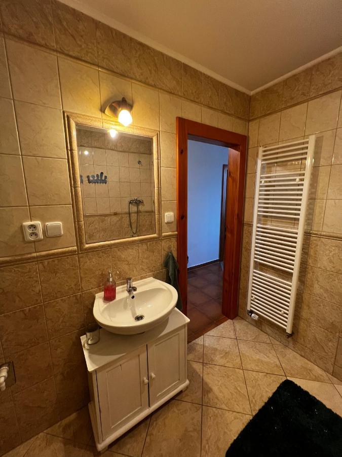 Apartman Mw Lägenhet Poprad Exteriör bild