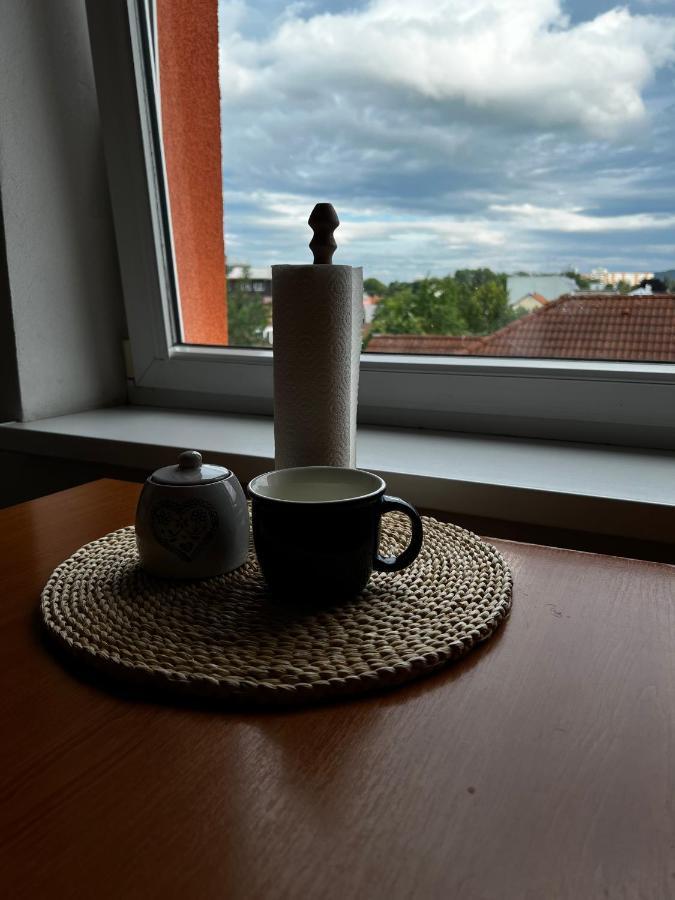 Apartman Mw Lägenhet Poprad Exteriör bild